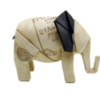 Origami Elefant - Zeitung Frankreich Paris