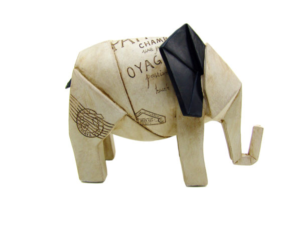 Origami Elefant - Zeitung Frankreich Paris