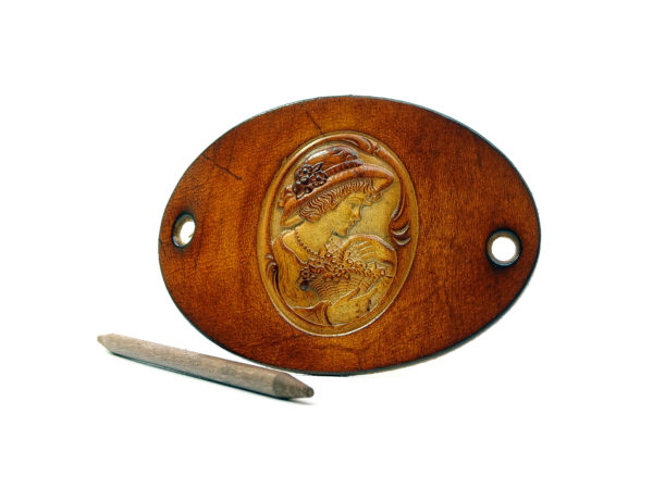 Vickys World Leder Haarspange - OX Antique Cameo Friederike