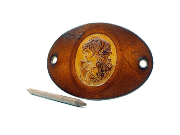 Vickys World Leder Haarspange - OX Antique Cameo Anna