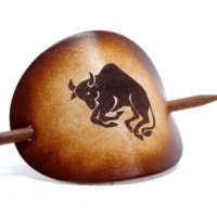 Vickys World Leder Haarspange - OX Antique - Sternzeichen Stier – Bild 3