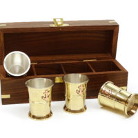 Messing Rumbecher 4er Set in der Teak Holz Box – Bild 4