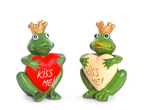 Froschkönig Kerze mit Herz - Kiss me – Bild 2
