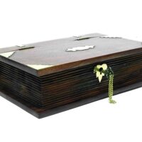 Maritimer Buchtresor aus Holz mit Messingbeschlägen – Bild 5