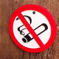 Verbotsschild - Rauchen verboten Symbol - Gusseisen Antik & Used Look
